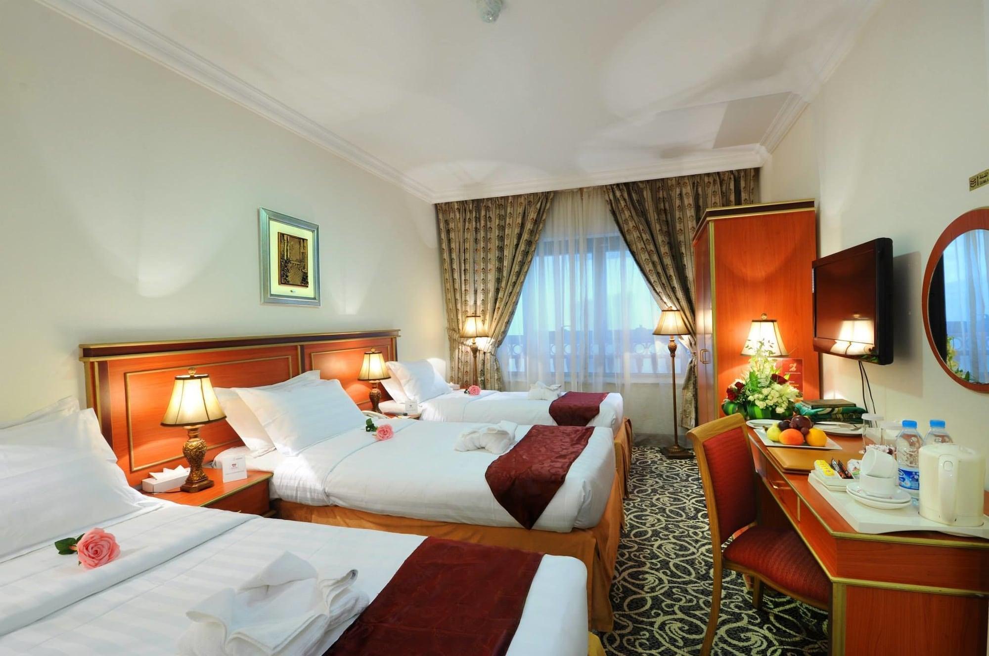 Zowar International Hotel Медина Екстериор снимка