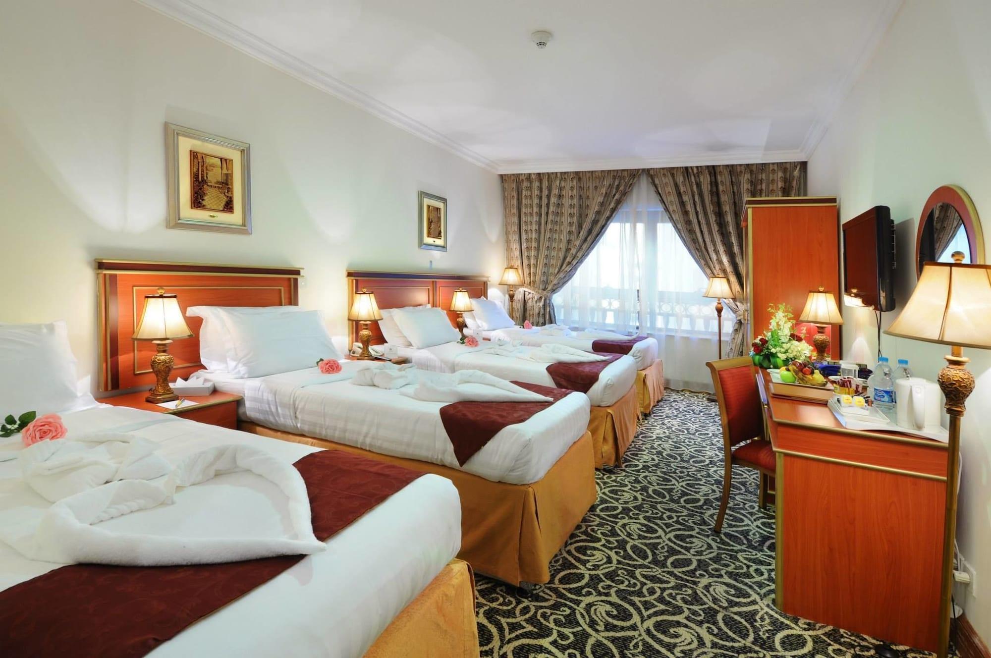 Zowar International Hotel Медина Екстериор снимка