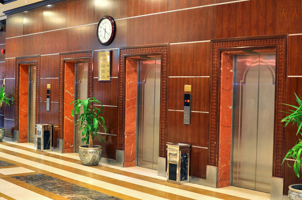 Zowar International Hotel Медина Екстериор снимка