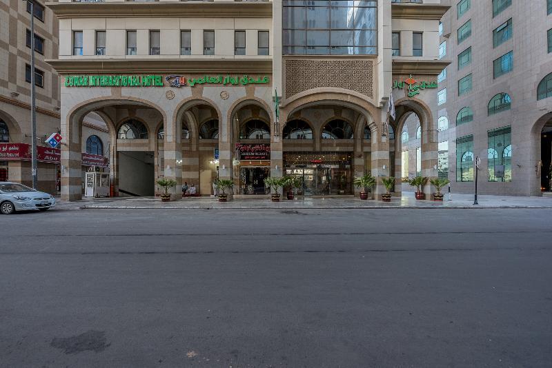 Zowar International Hotel Медина Екстериор снимка