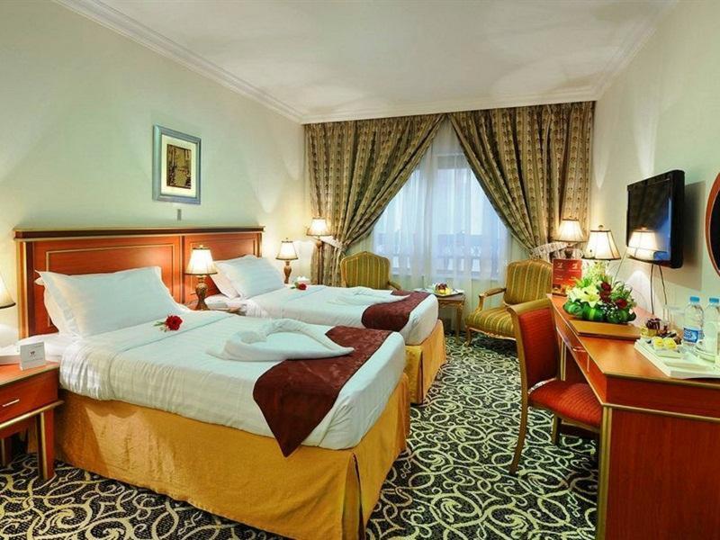 Zowar International Hotel Медина Екстериор снимка